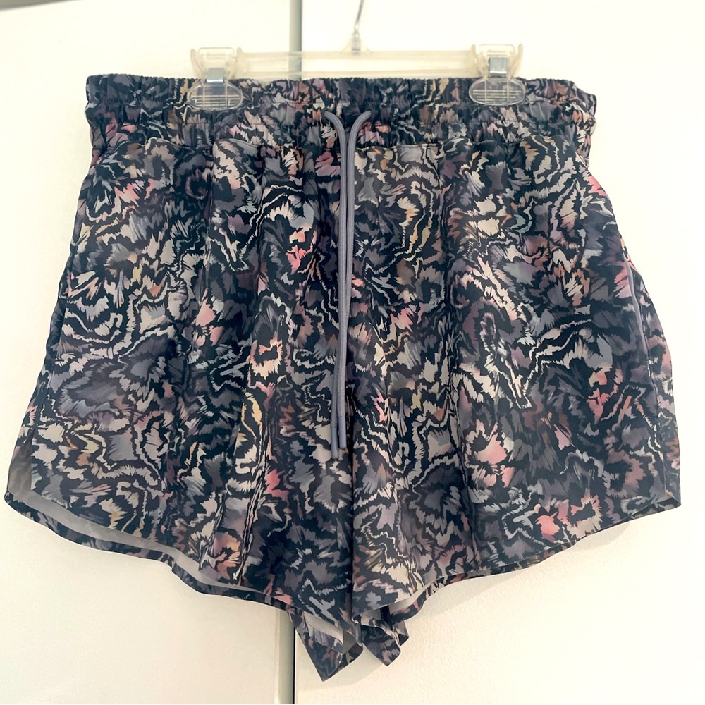Athleta active shorts size M